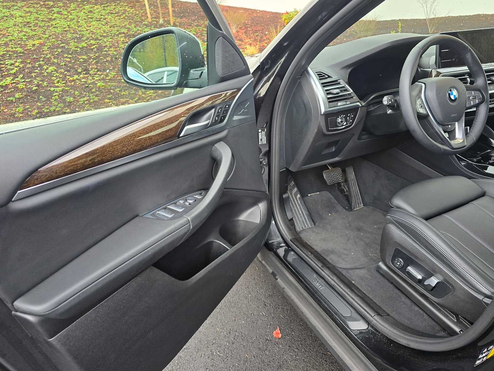 2022 BMW X4 xDrive30i