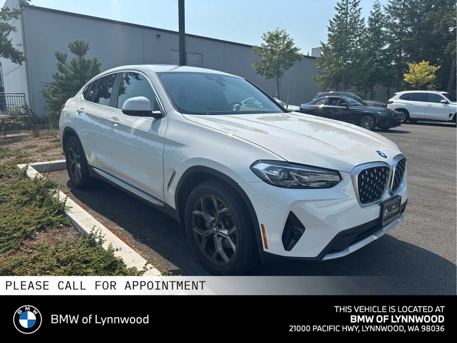 2024 BMW X4 xDrive30i
