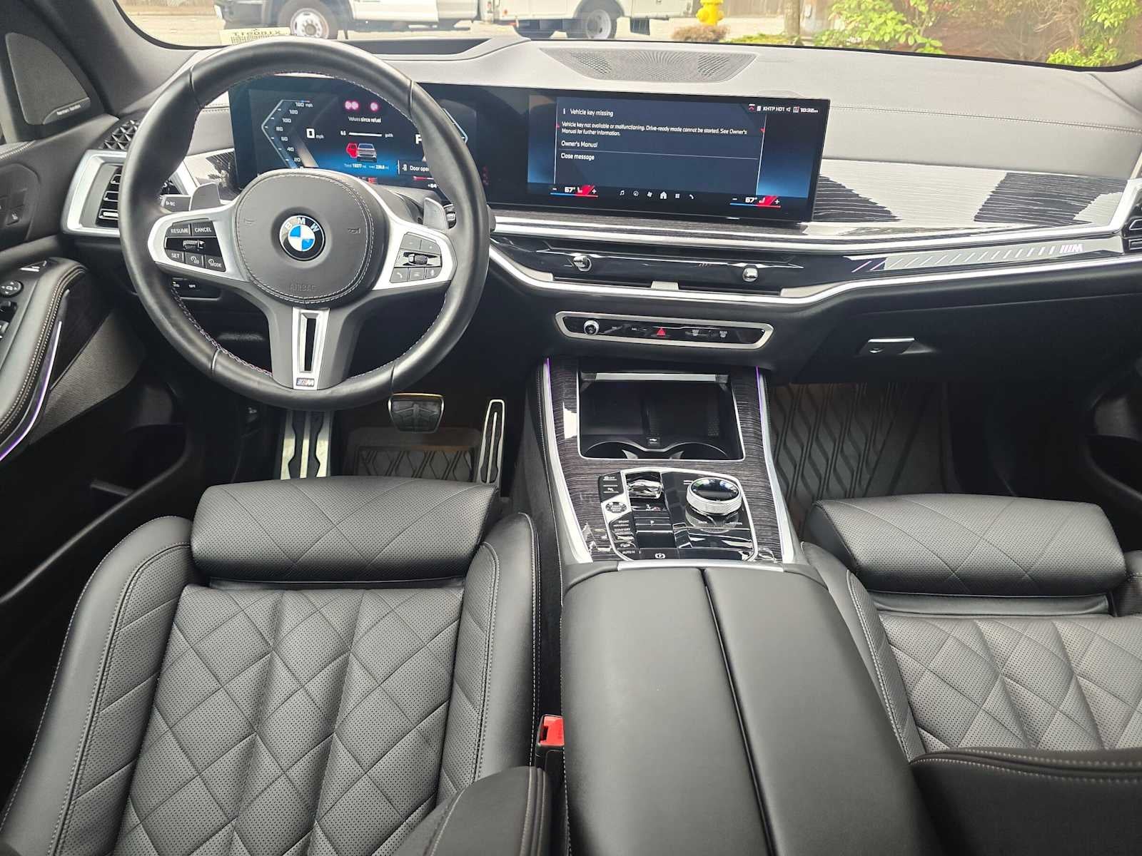 2025 BMW X5 M60i