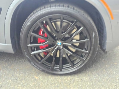 2025 BMW X5 M60i