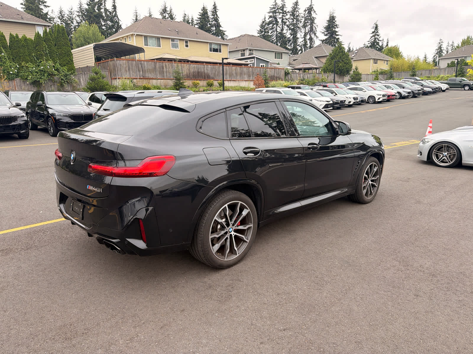 2025 BMW X4 M40i M40i