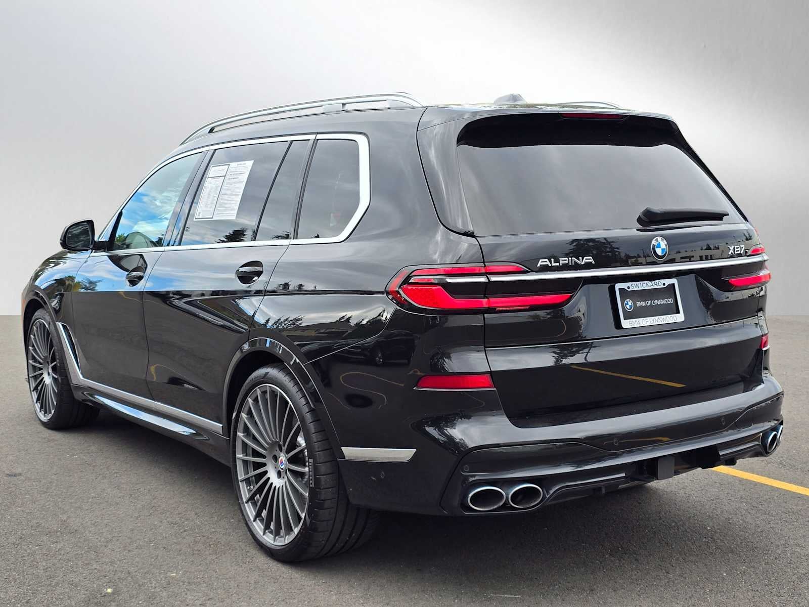 2023 BMW ALPINA XB7 ALPINA XB7