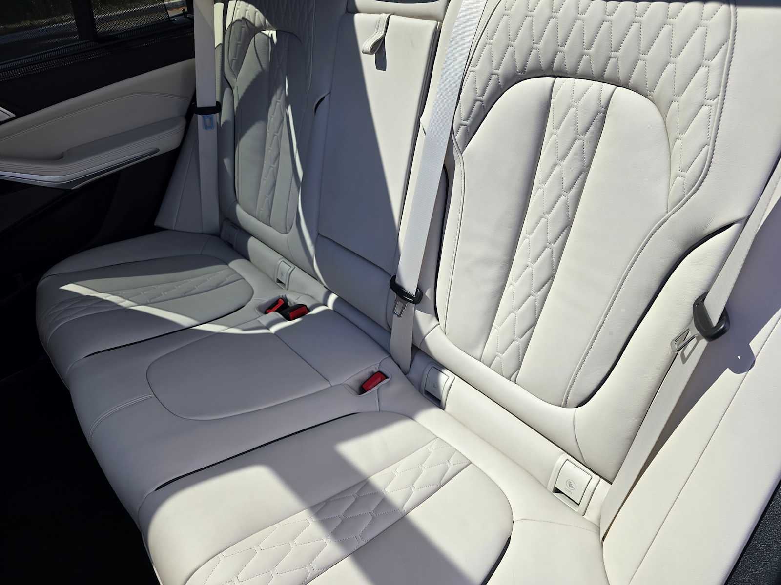 2026 BMW X5 xDrive50e xDrive50e