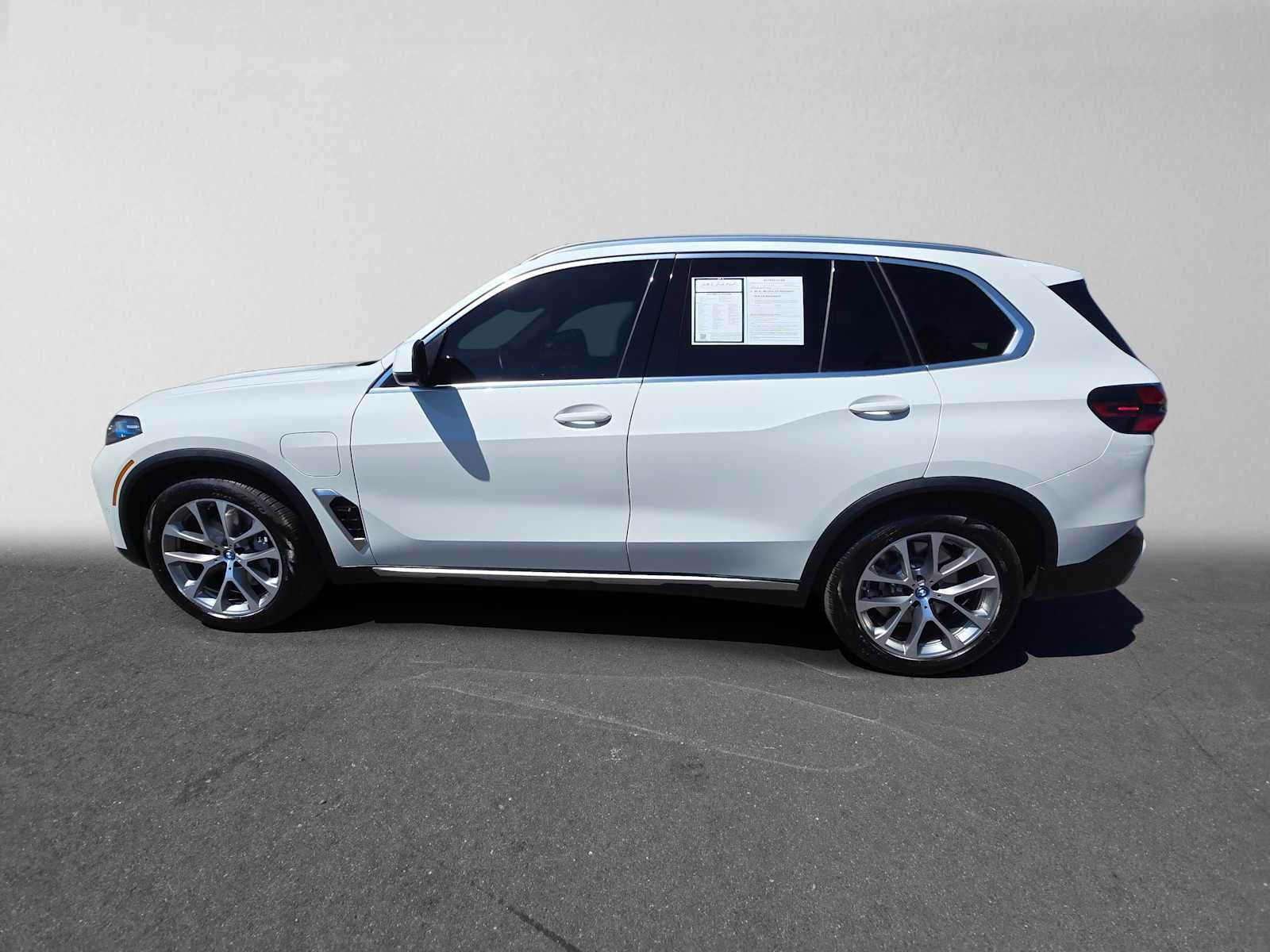 2024 BMW X5 xDrive50e