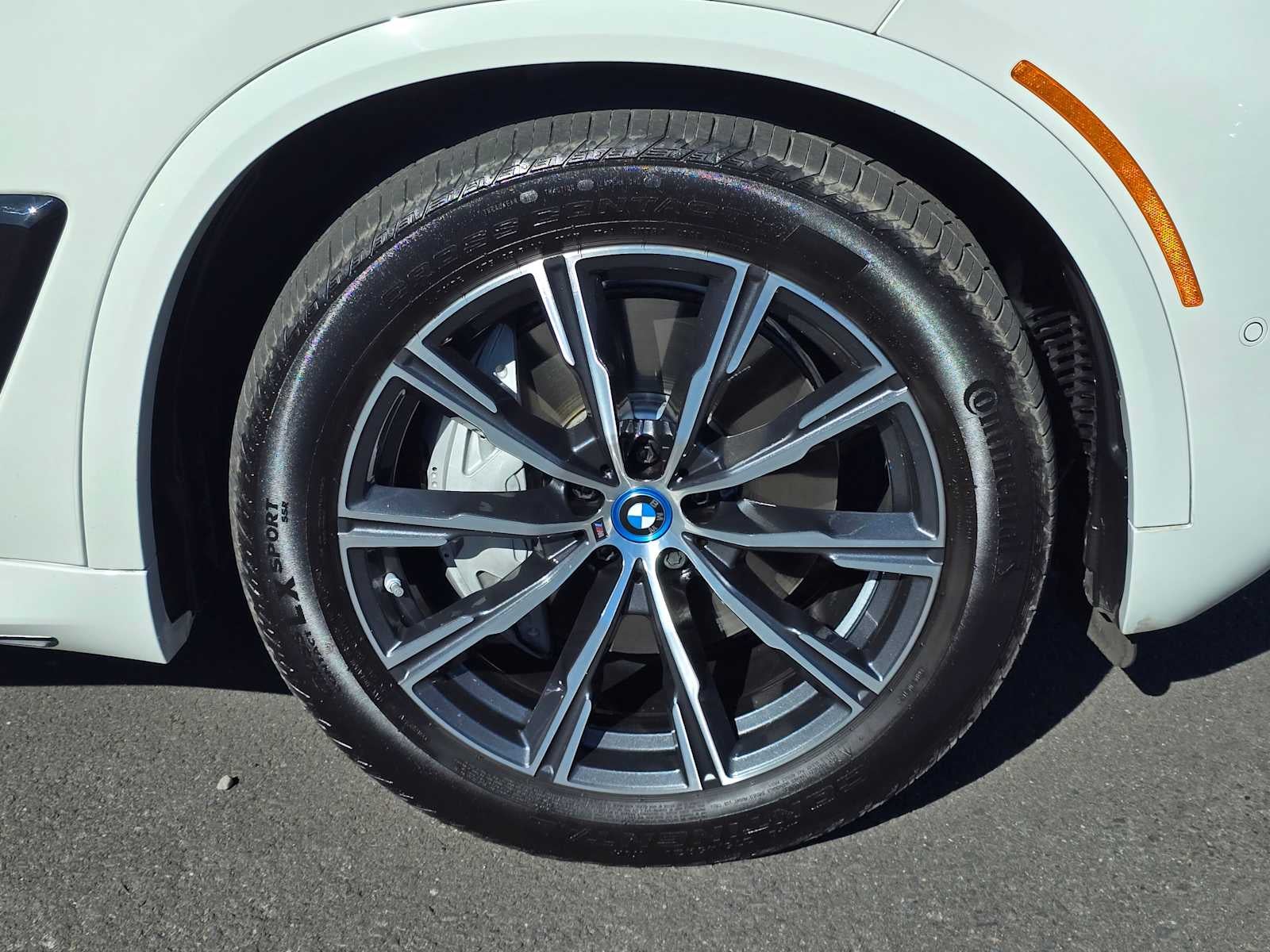 2025 BMW X5 xDrive50e xDrive50e