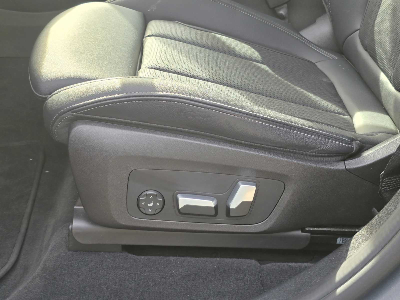 2023 BMW X3 xDrive30i xDrive30i