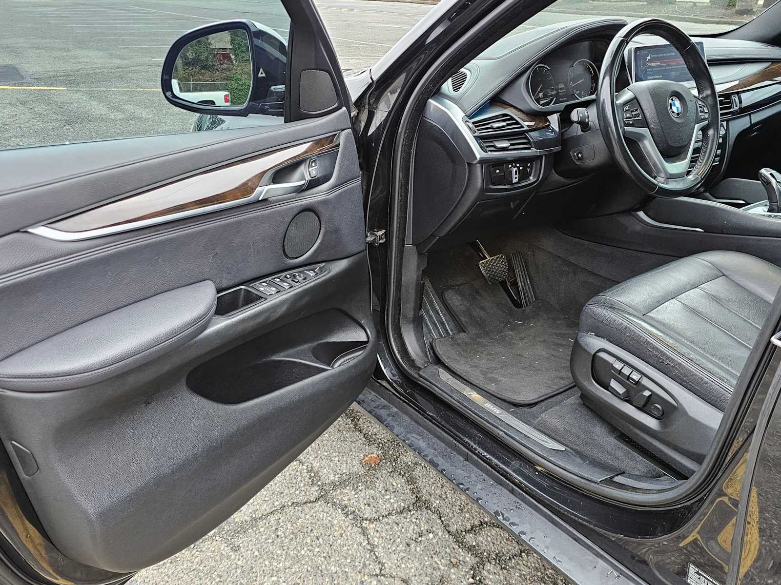 2017 BMW X6 xDrive35i