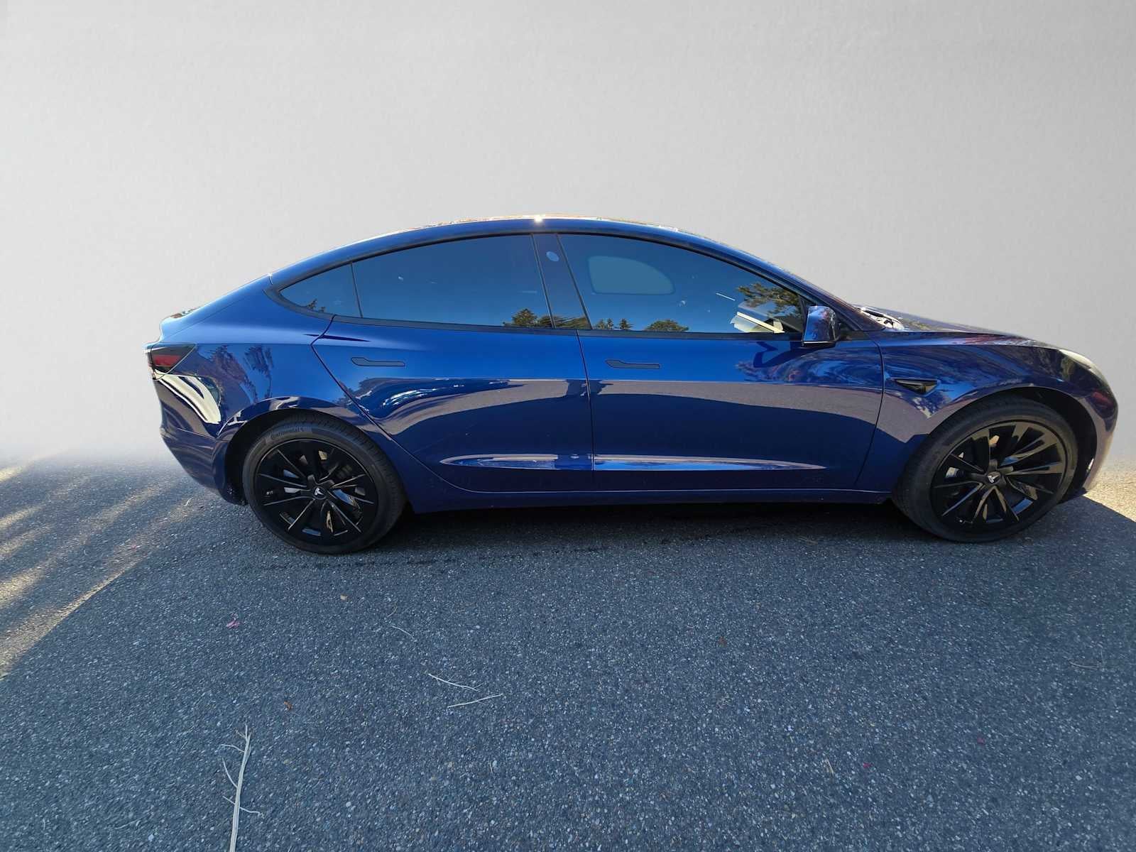 2023 Tesla Model 3 RWD