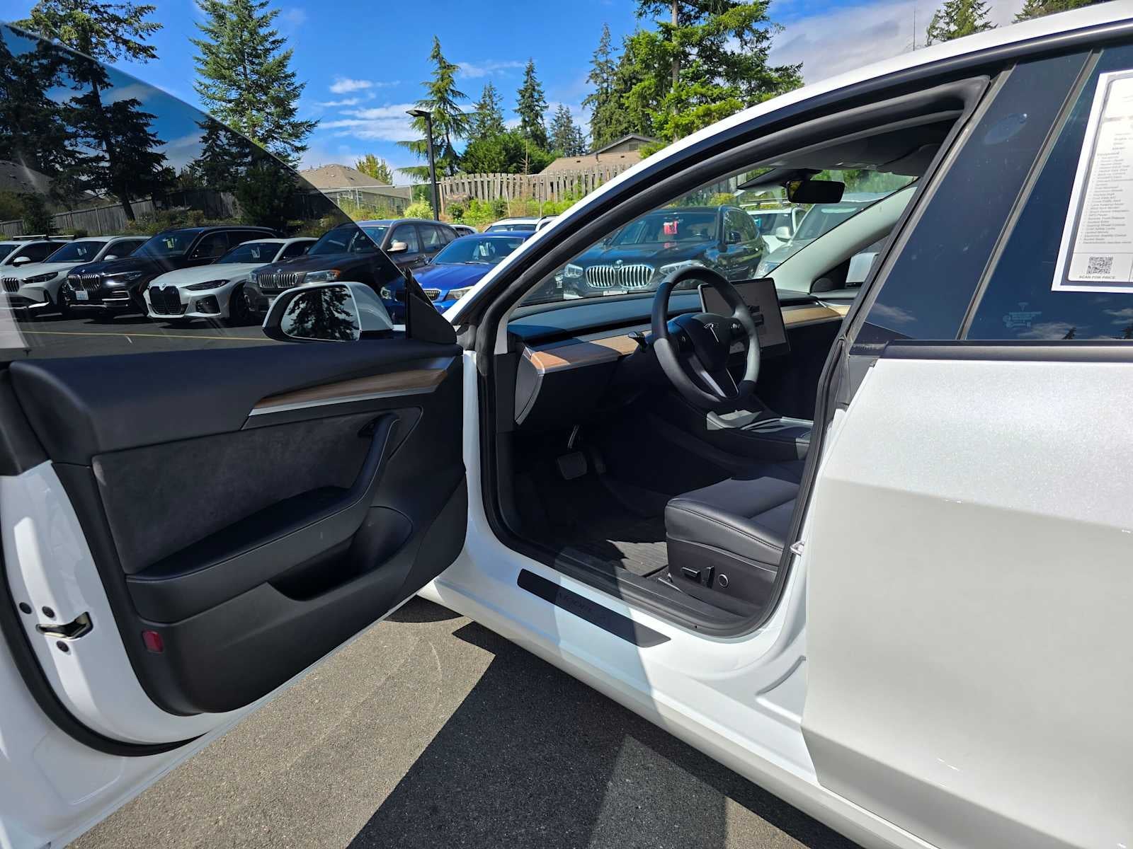 2023 Tesla Model 3 RWD
