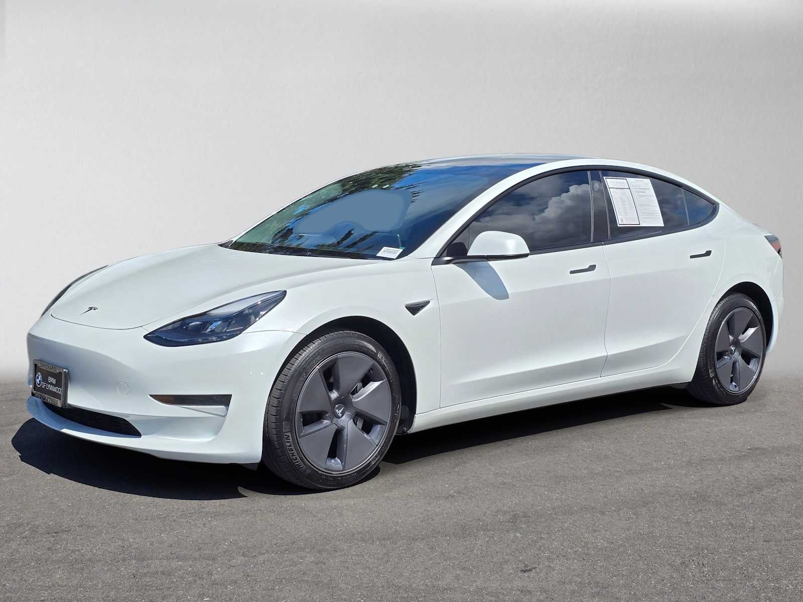 2023 Tesla Model 3 RWD