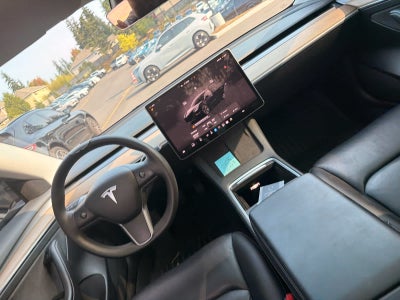2023 Tesla Model 3 RWD