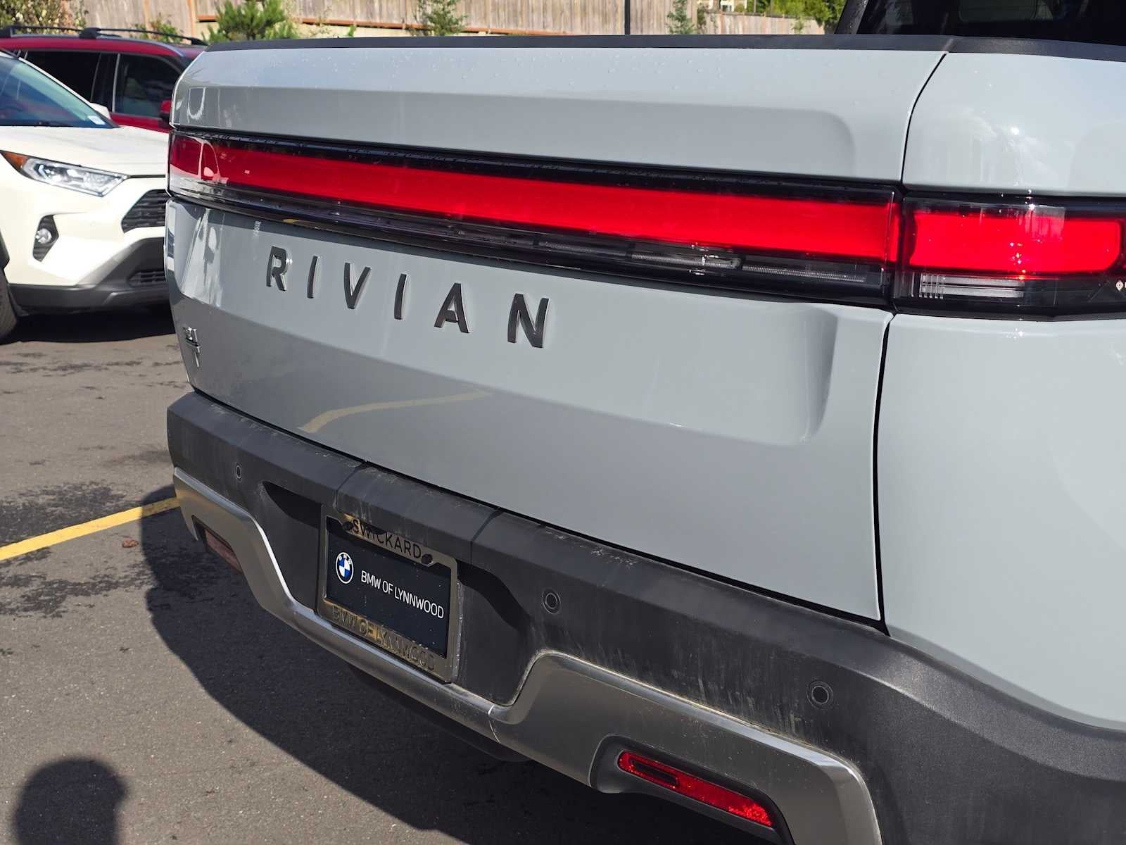 2025 Rivian R1T Adventure