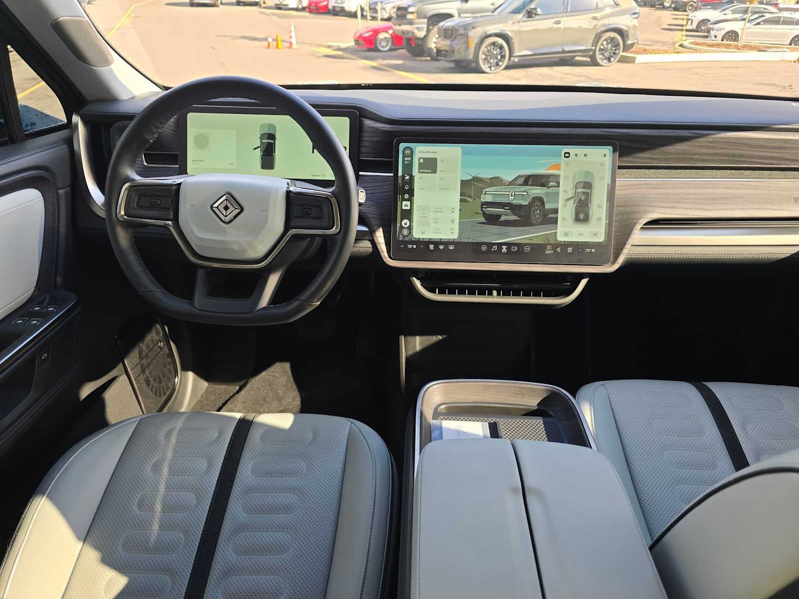 2025 Rivian R1T Adventure