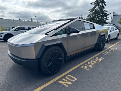 2024 Tesla Cybertruck Cyberbeast