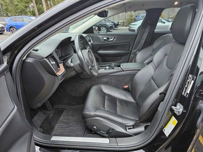 2022 Volvo S60 Recharge Plug-In Hybrid R-Design Expression