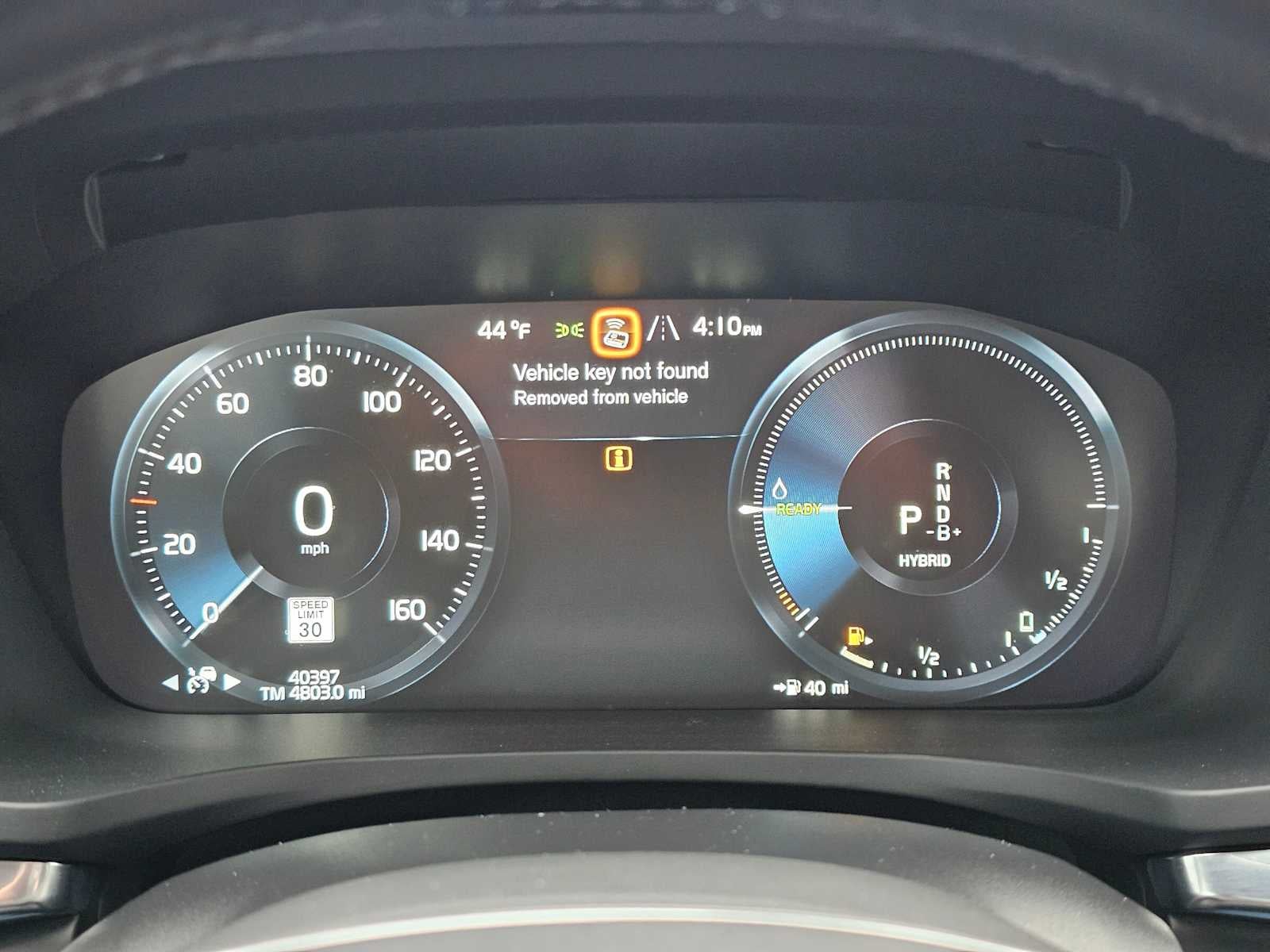 2022 Volvo S60 Recharge Plug-In Hybrid R-Design Expression