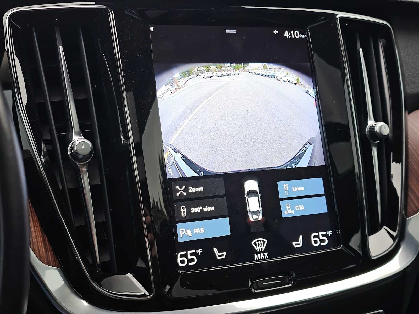 2022 Volvo S60 Recharge Plug-In Hybrid R-Design Expression