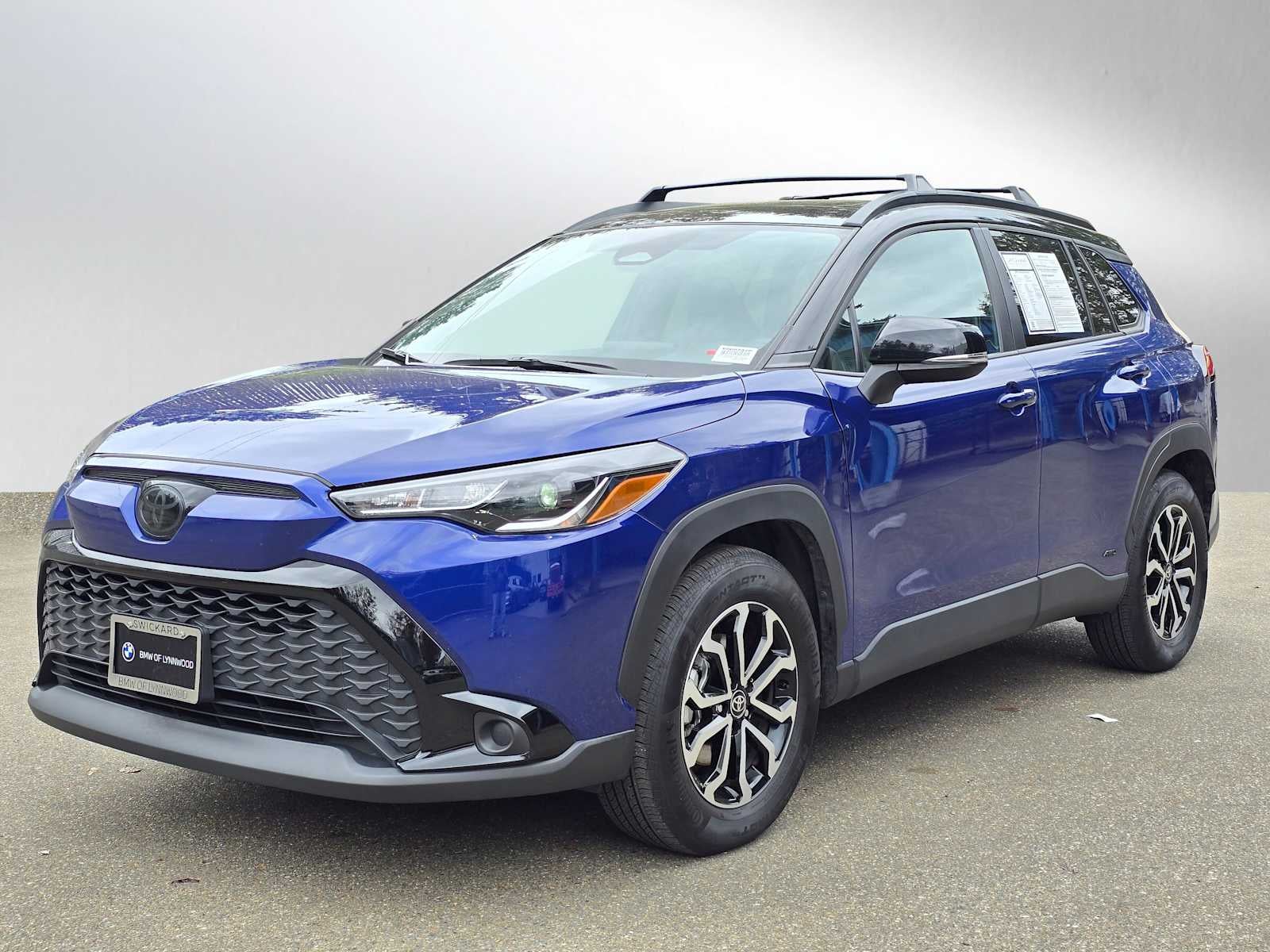2023 Toyota Corolla Cross Hybrid SE