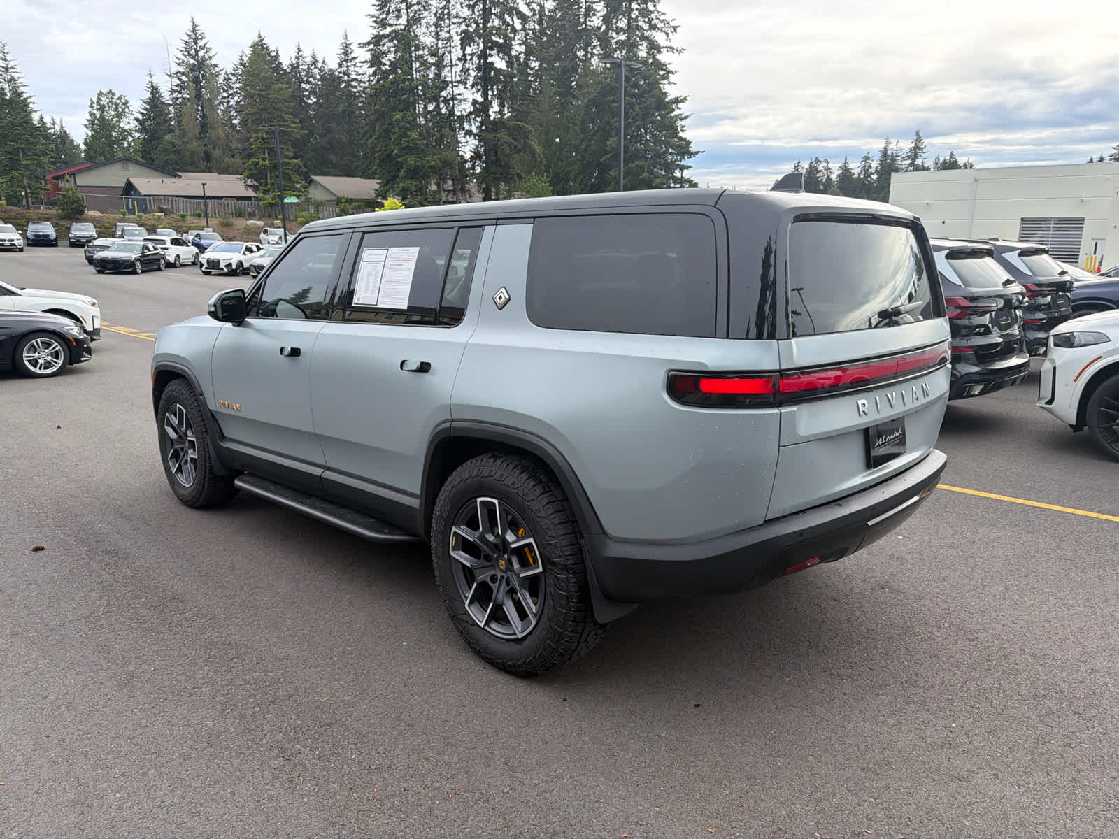 2023 Rivian R1S Adventure
