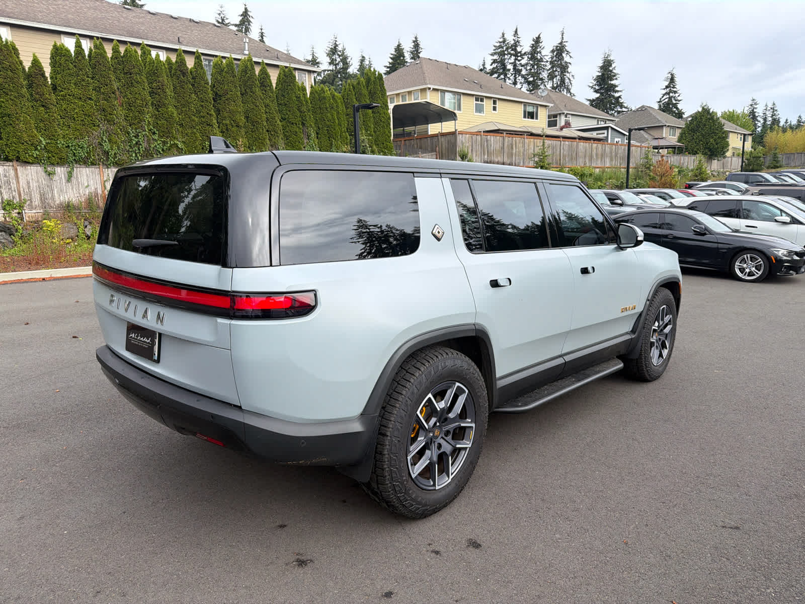 2023 Rivian R1S Adventure