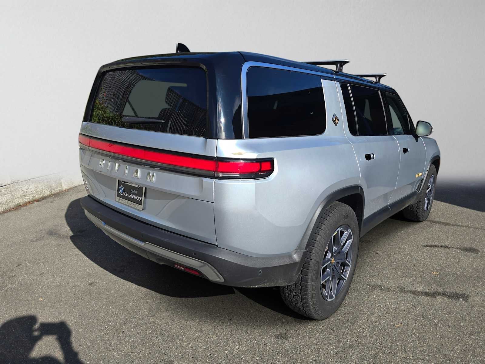 2023 Rivian R1S Adventure