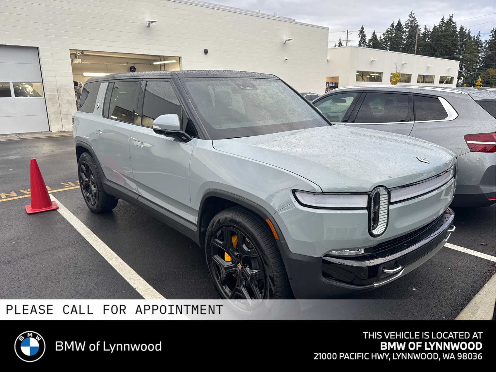 2022 Rivian R1S Launch Edition