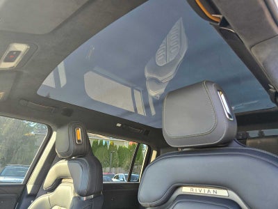 2022 Rivian R1S Launch Edition