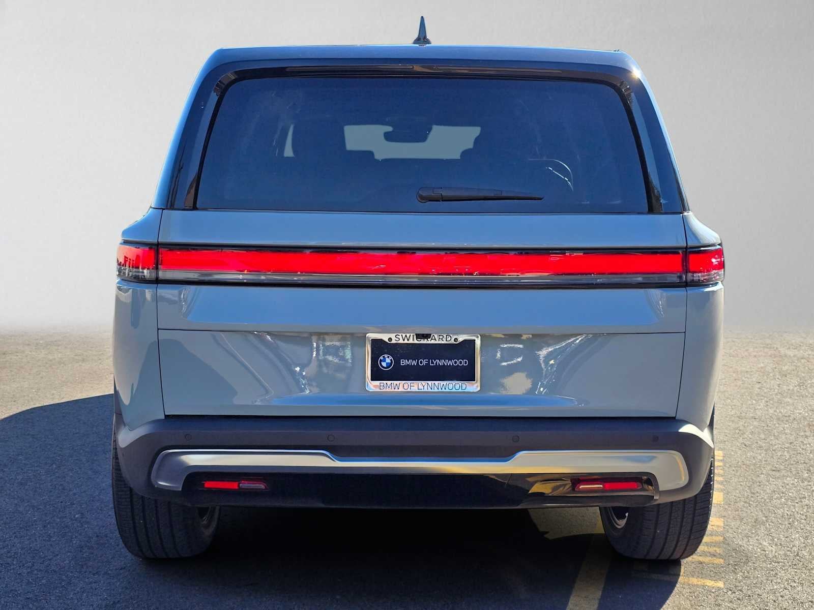 2022 Rivian R1S Launch Edition