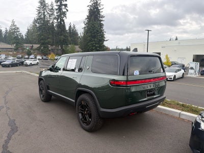 2025 Rivian R1S Adventure