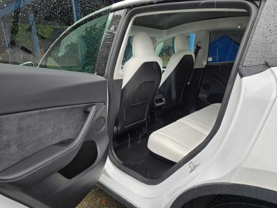 2025 Tesla Model Y Long Range