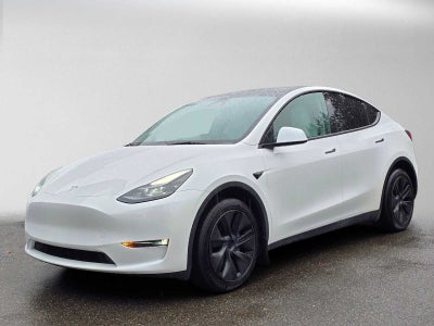 2025 Tesla Model Y Long Range