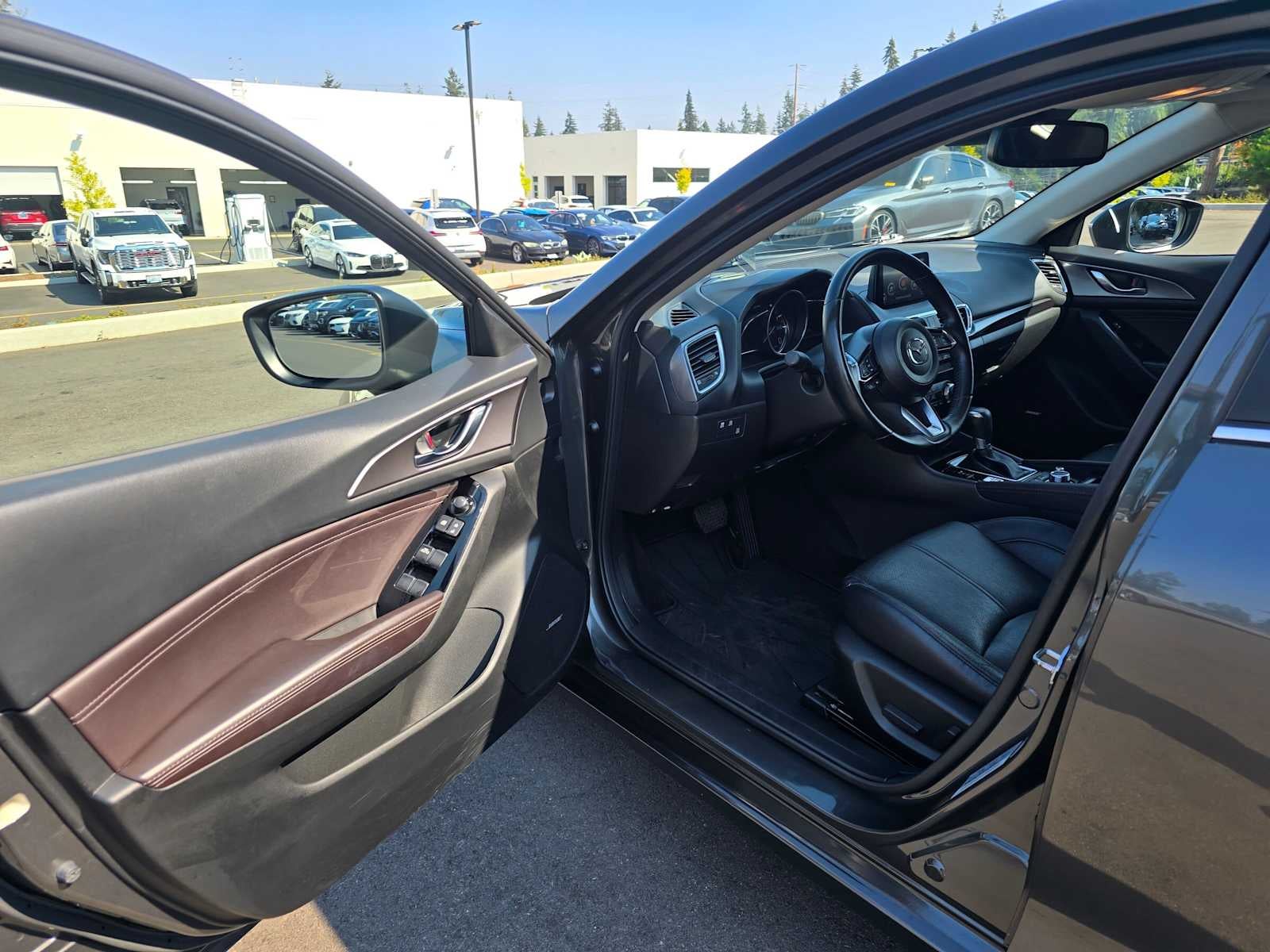 2017 Mazda Mazda3 5-Door Grand Touring