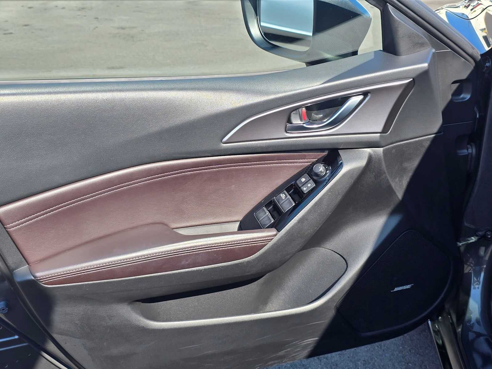 2017 Mazda Mazda3 5-Door Grand Touring