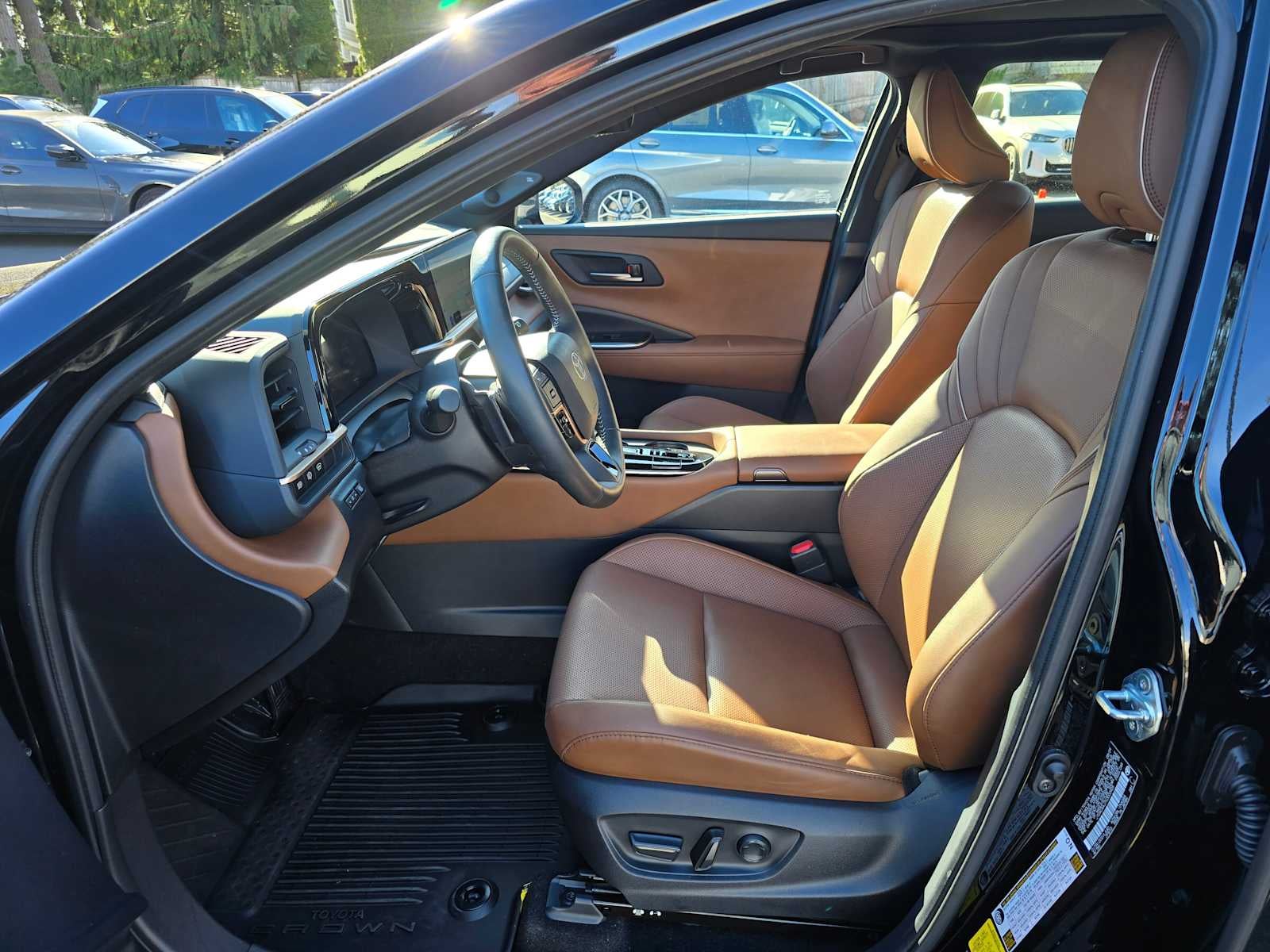 2025 Toyota Crown Signia Limited