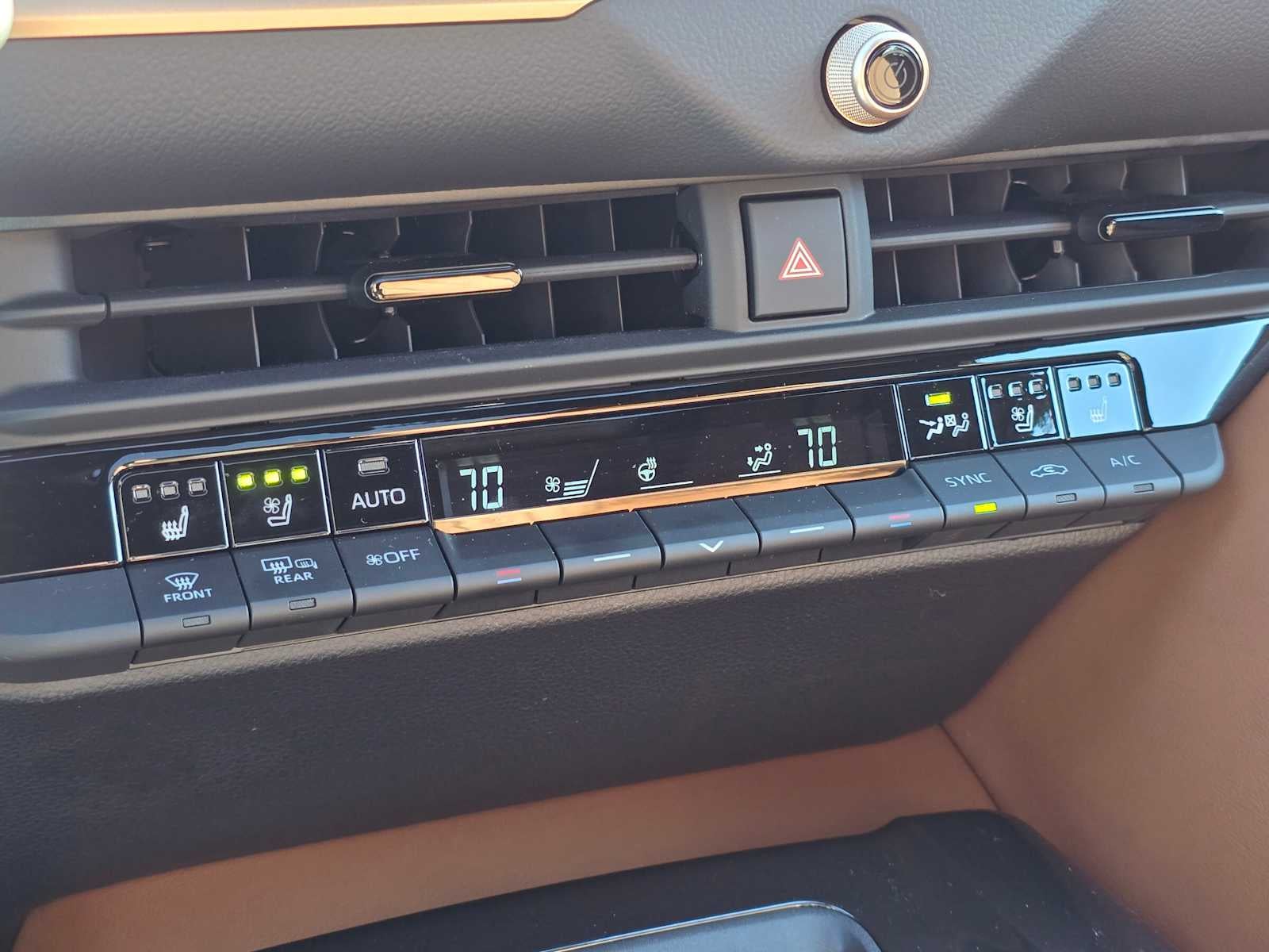 2025 Toyota Crown Signia Limited