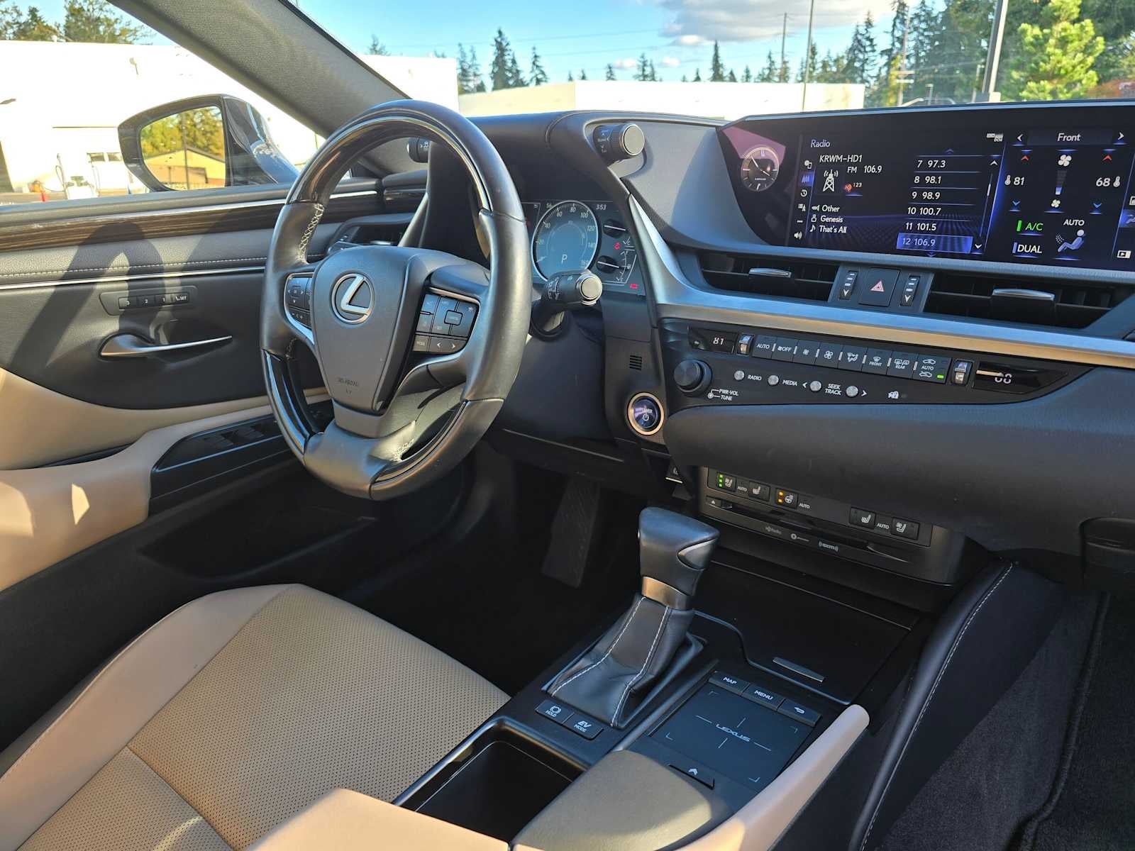 2019 Lexus ES 300h ES 300h
