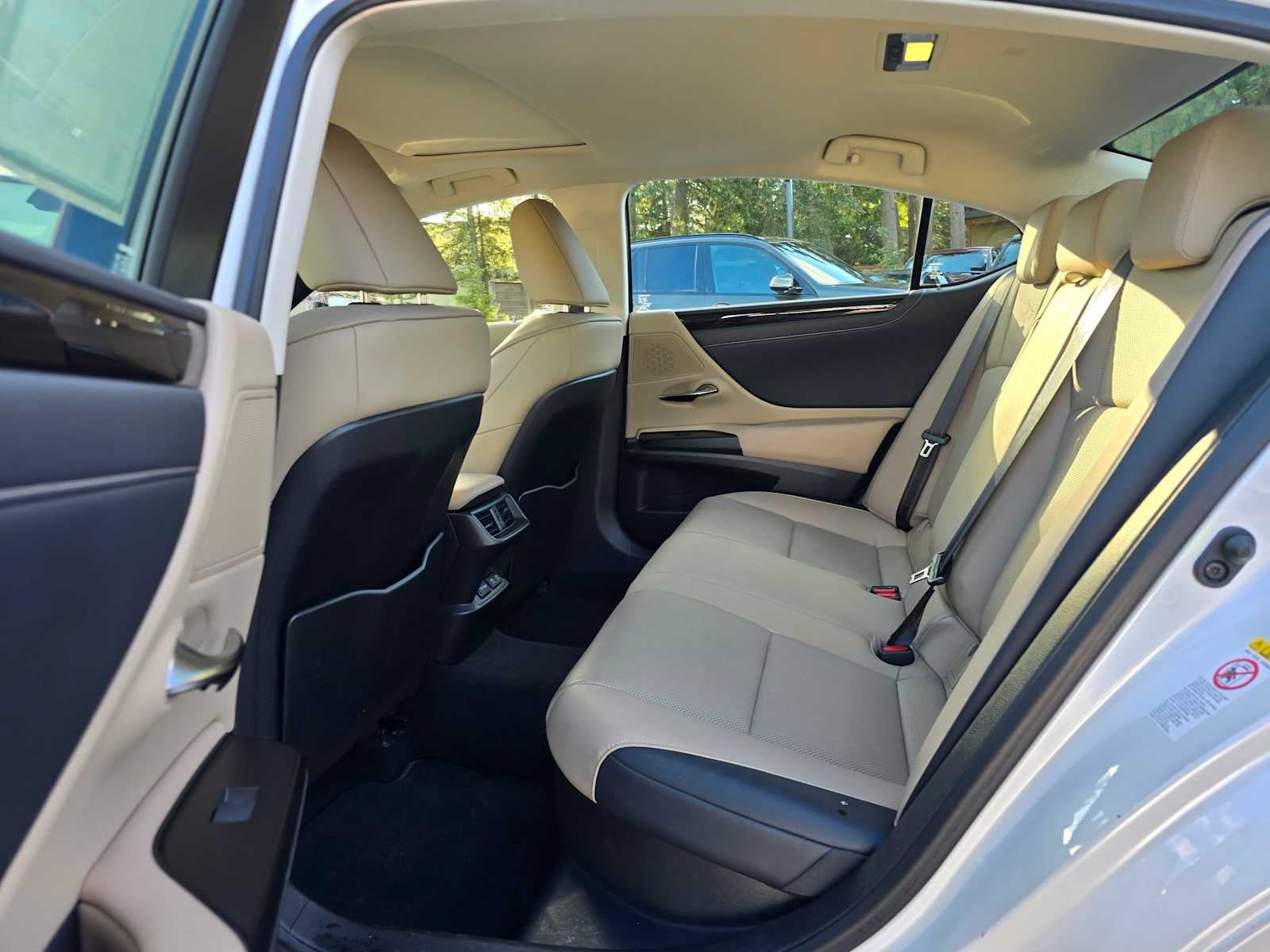 2019 Lexus ES 300h ES 300h