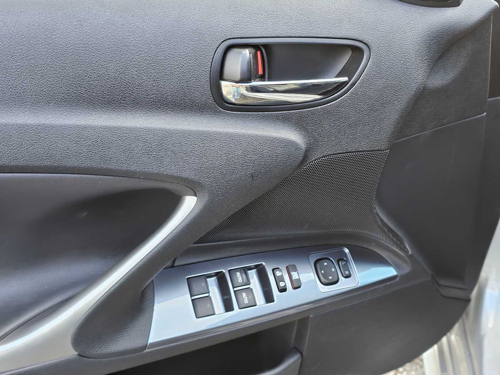 2013 Lexus IS 250C 2dr Conv Auto