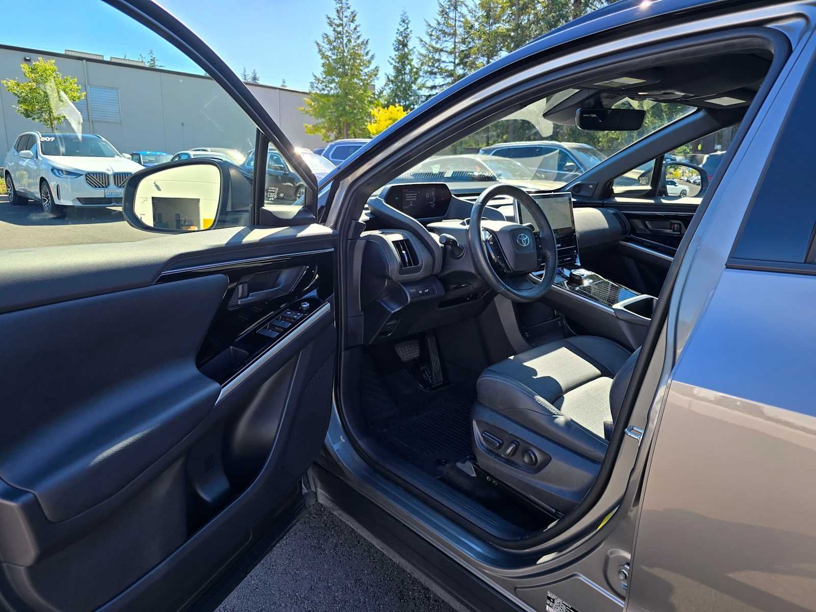 2024 Toyota bZ4X Limited