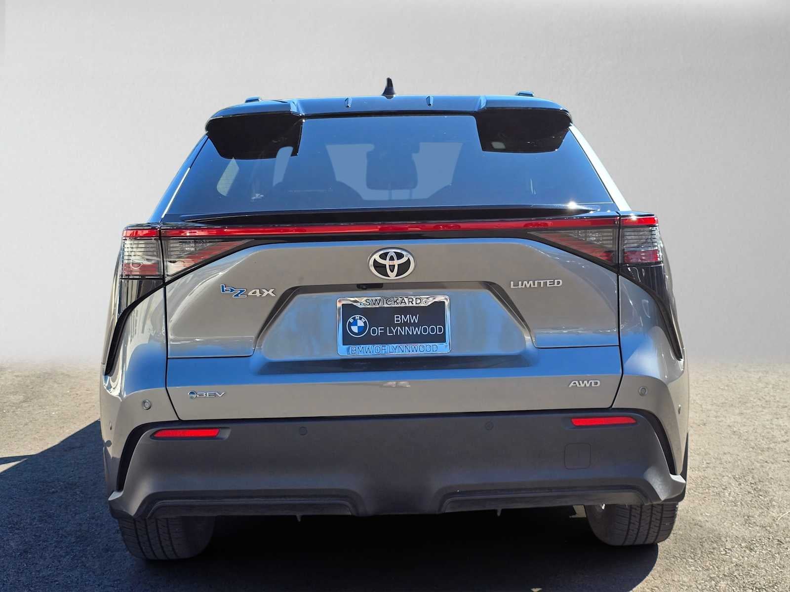 2024 Toyota bZ4X Limited