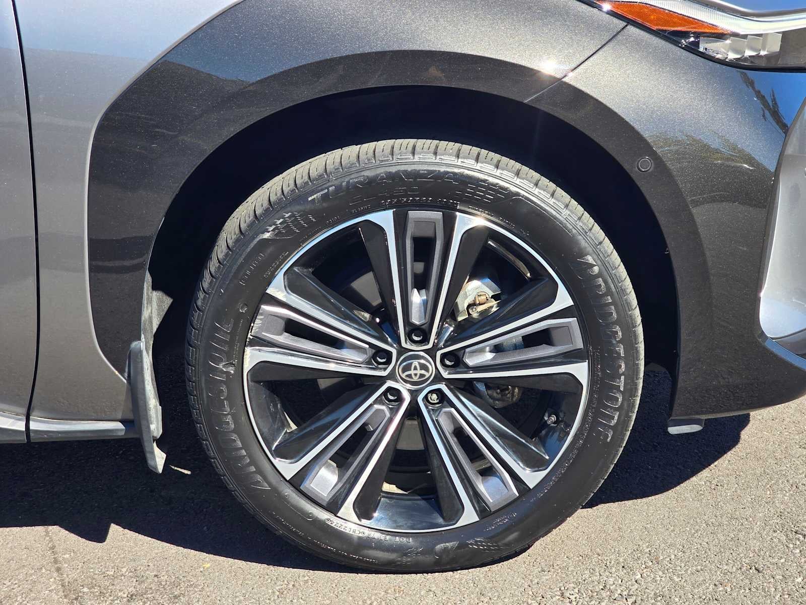 2024 Toyota bZ4X Limited