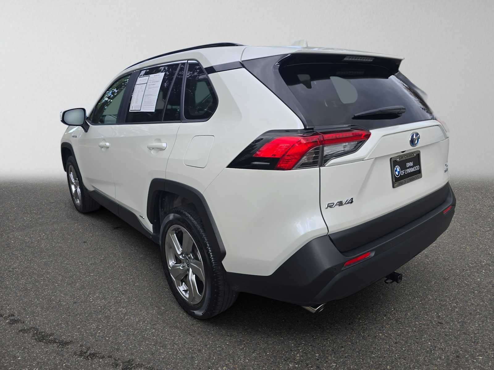 2021 Toyota RAV4 Hybrid XLE Premium