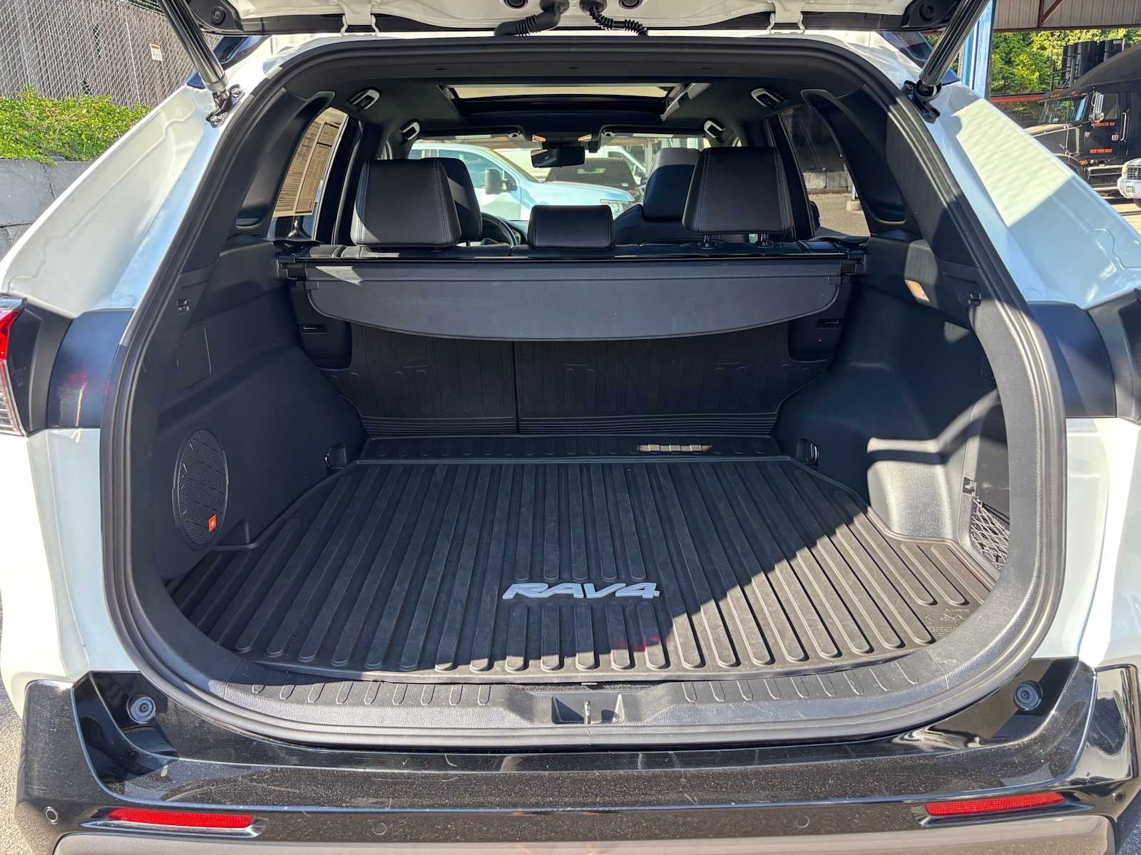2019 Toyota RAV4 Hybrid XSE
