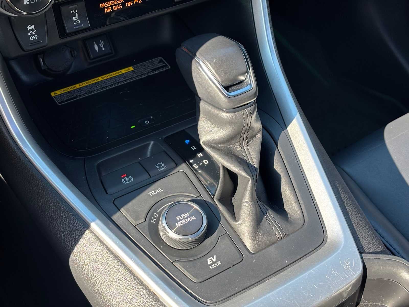 2019 Toyota RAV4 Hybrid XSE