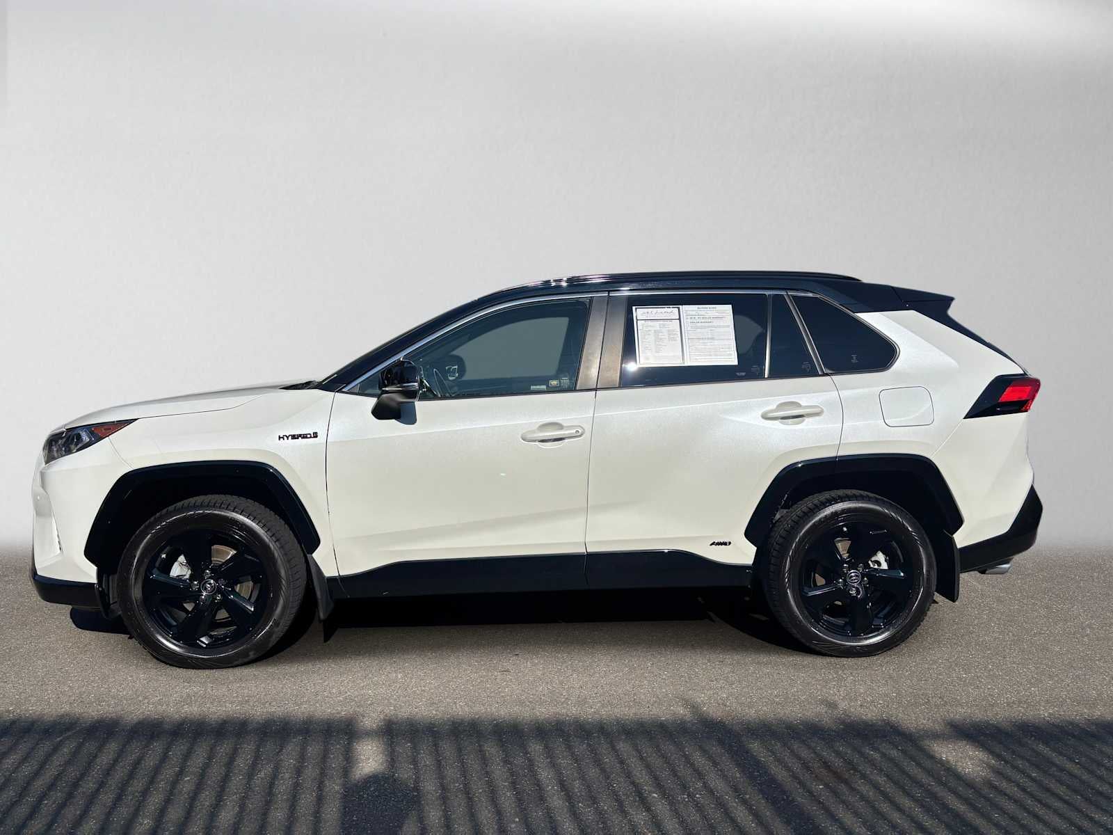 2019 Toyota RAV4 Hybrid XSE