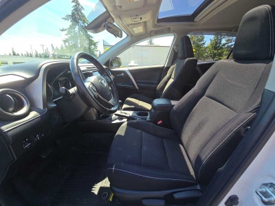 2016 Toyota RAV4 Hybrid XLE