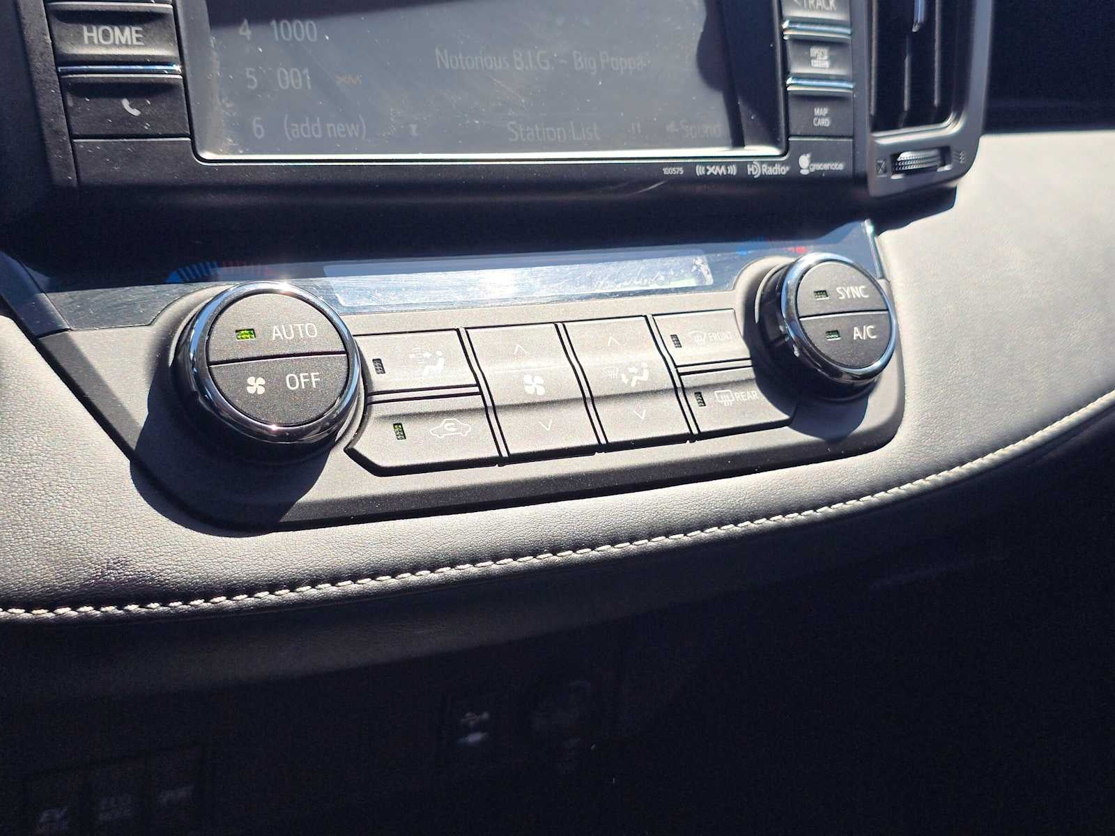 2016 Toyota RAV4 Hybrid XLE