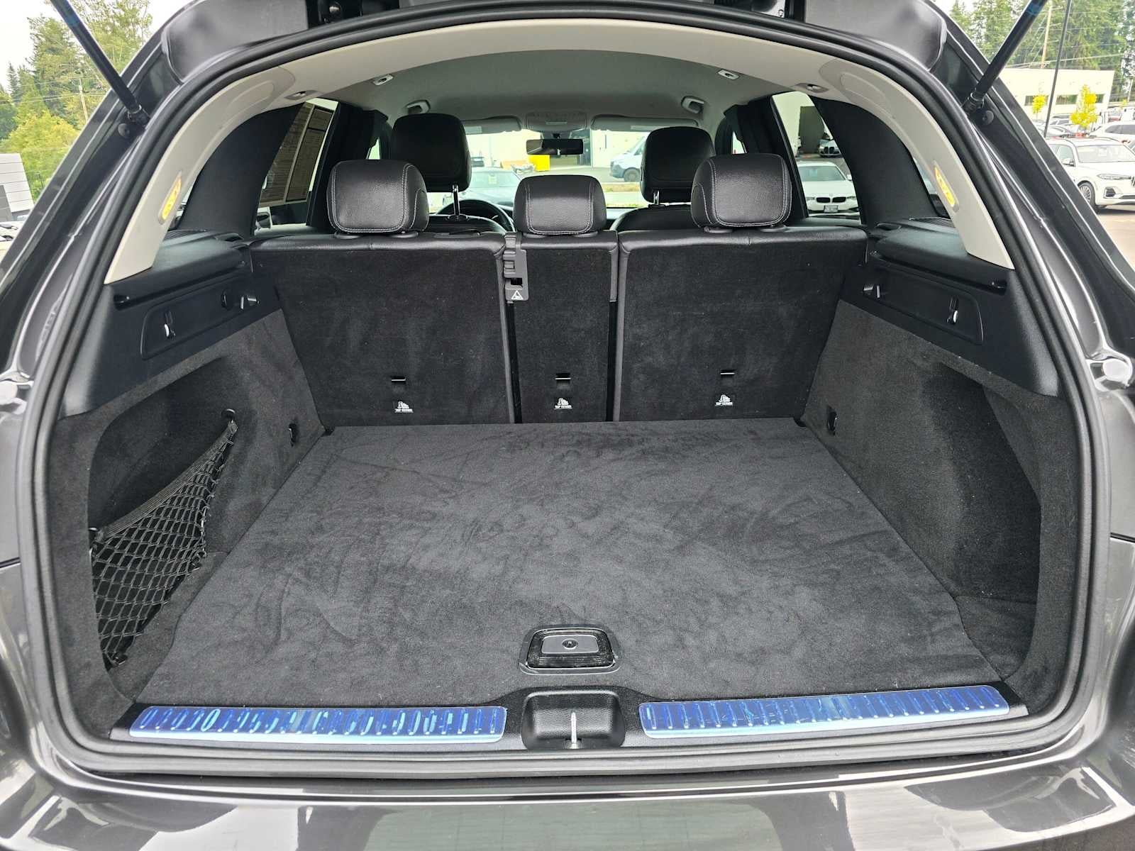2021 Mercedes-Benz GLC 300 GLC 300