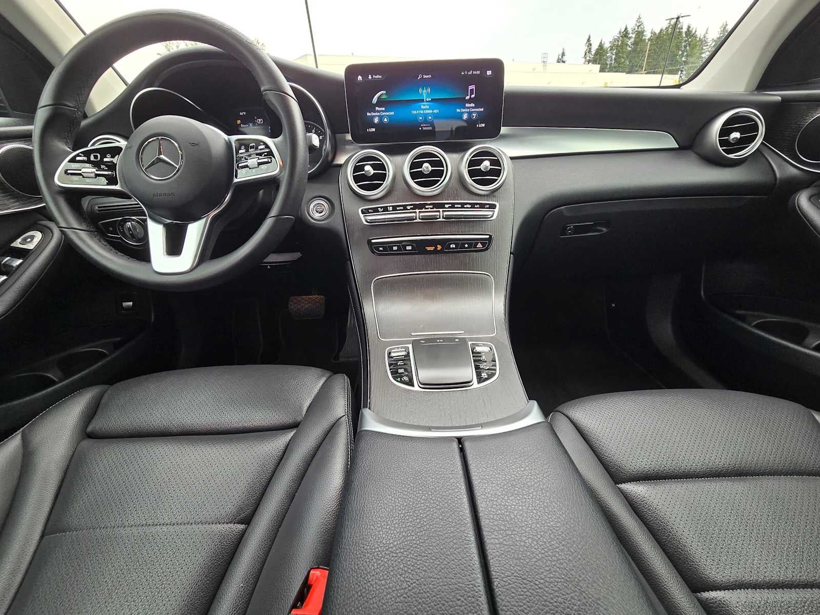 2021 Mercedes-Benz GLC 300 GLC 300