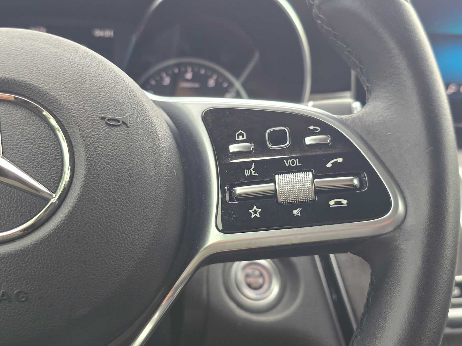 2021 Mercedes-Benz GLC 300 GLC 300